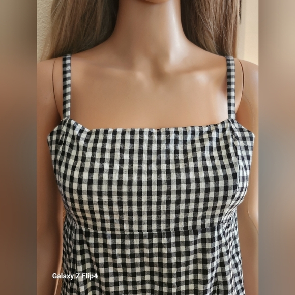 Black and White Gingham Mini Dress, Summer Picnic Dress With Gingham Wristlet - Picture 5 of 11